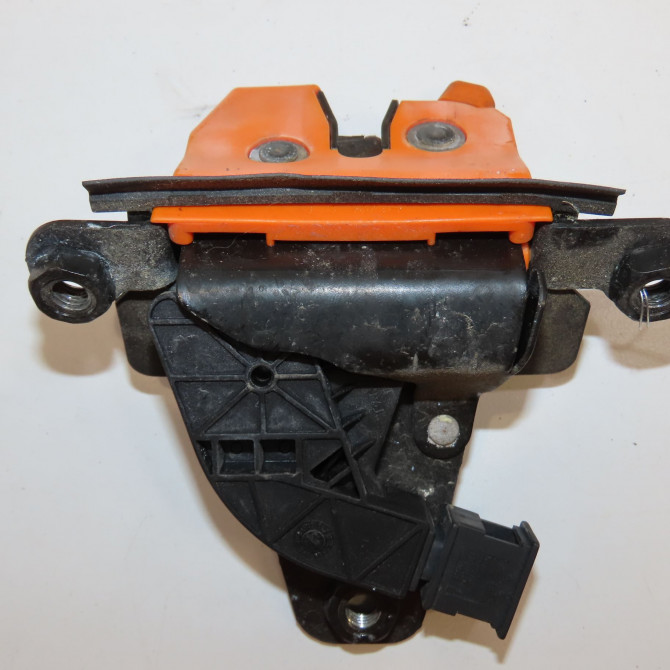 Serrure hayon occasion SKODA FABIA I Phase 2 09-2004->05-2007 1.2i 55ch 6Y0827501H209 2