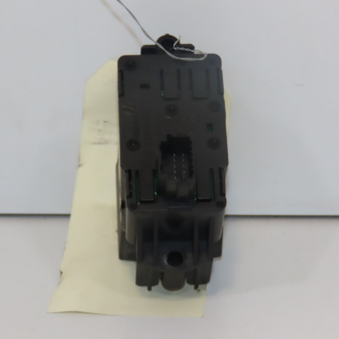 Interrupteur commande de frein a main occasion RENAULT MEGANE III Phase 1 11-2008->01-2012 1.4 TCE 16v 130ch 363211899R 2