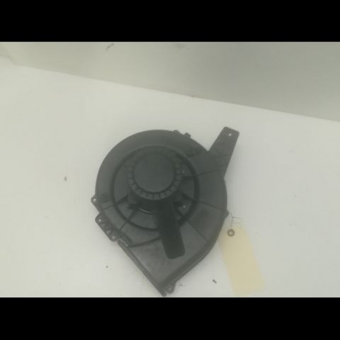 Ventilateur de chauffage occasion VOLKSWAGEN POLO IV Phase 1 01-2002->05-2005 1.9 SDI 6R1819015A 2