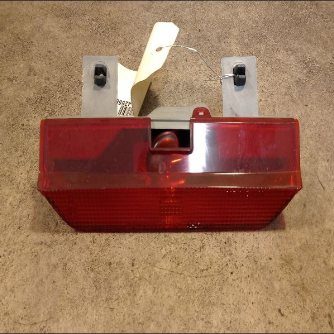 Feux stop supplementaire occasion TOYOTA RAV4 II Phase 2 10-2003->12-2005 115 D-4D 8157049015B0 1
