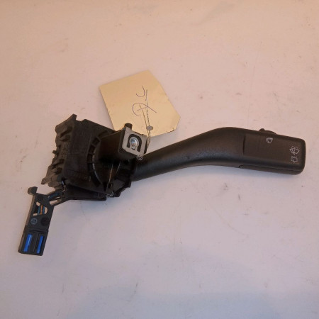 Commande essuie glace occasion VOLKSWAGEN GOLF V Phase 1 11-2003->10-2008 1.4i 75ch 1K0953519H9B9