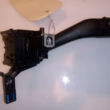 Commande essuie glace occasion VOLKSWAGEN GOLF V Phase 1 11-2003->10-2008 1.9 TDI 105ch 1K0953519H9B9