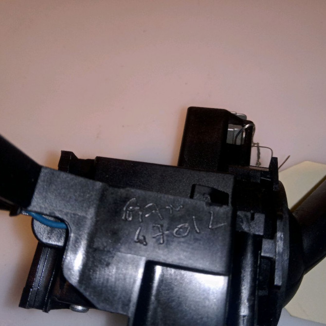 Commande essuie glace occasion VOLKSWAGEN GOLF V Phase 1 11-2003->10-2008 1.9 TDI 105ch 1K0953519H9B9 4