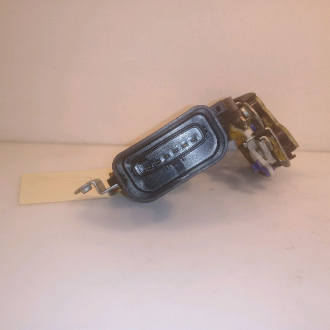 Serrure porte avd occasion TOYOTA RAV4 II Phase 1 07-2000->10-2003 115 D-4D 6931042330 3