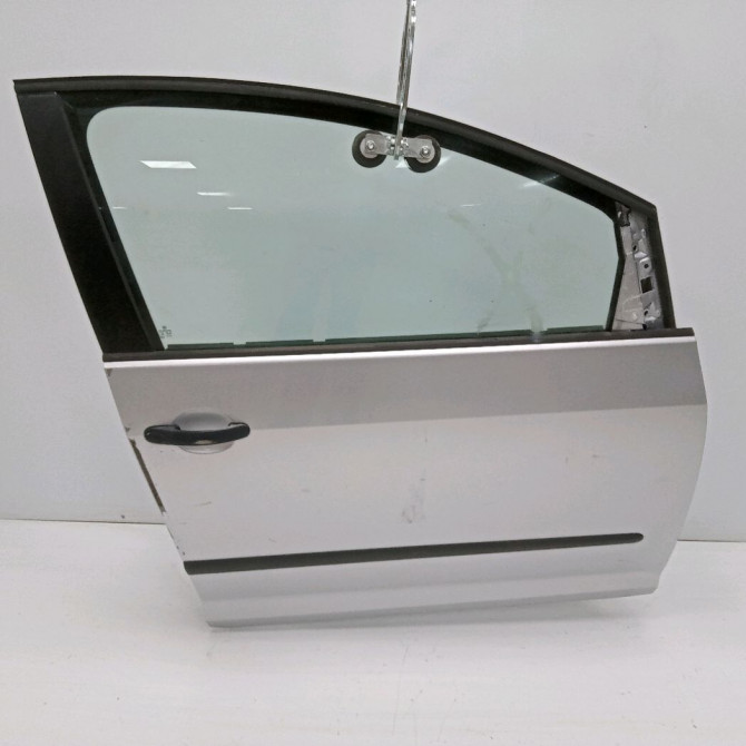 Porte avant droite occasion VOLKSWAGEN GOLF PLUS Phase 1 03-2005->03-2009 5M0831302P 1