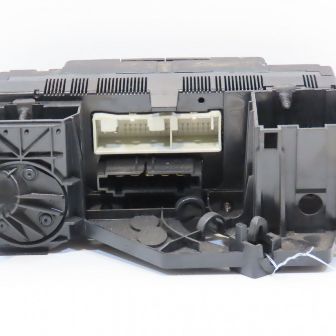 Commande de chauffage occasion SKODA OCTAVIA II Phase 1 06-2004->10-2008 1.9 TDI 105ch 1Z0820047K3X1 2