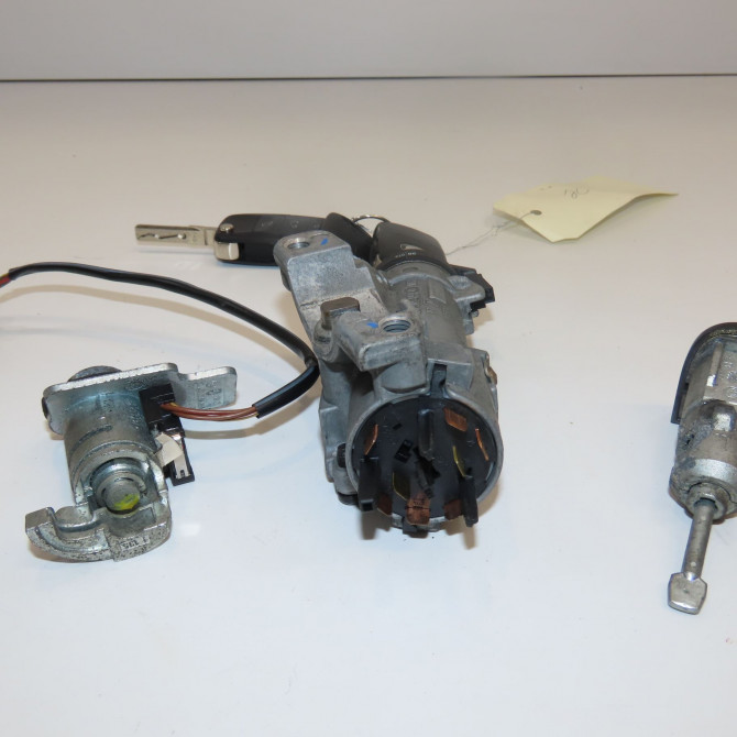 Kit serrures + antivol occasion SKODA SUPERB I Phase 1 06-2002->06-2008 1.9 TDI 130ch 5