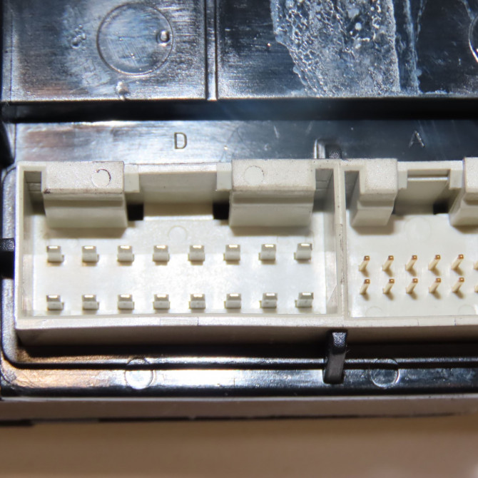 Commande de chauffage occasion SKODA SUPERB I Phase 1 06-2002->06-2008 1.9 TDI 130ch 3