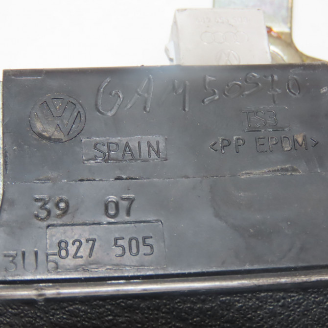 Serrure coffre arrière occasion SKODA SUPERB I Phase 1 06-2002->06-2008 1.9 TDI 130ch 3U5827505A 4