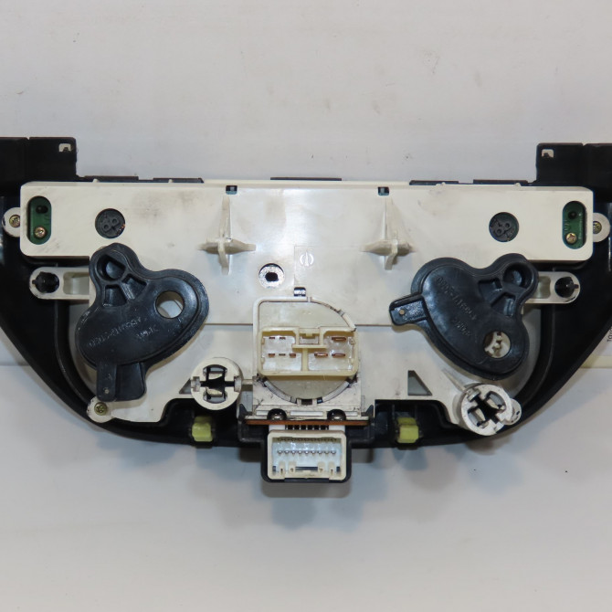 Commande de chauffage occasion TOYOTA RAV4 II Phase 1 07-2000->10-2003 5551942111 2