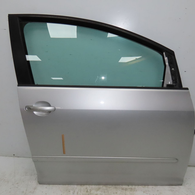 Porte avant droite occasion VOLKSWAGEN GOLF V 5M0831302P 1