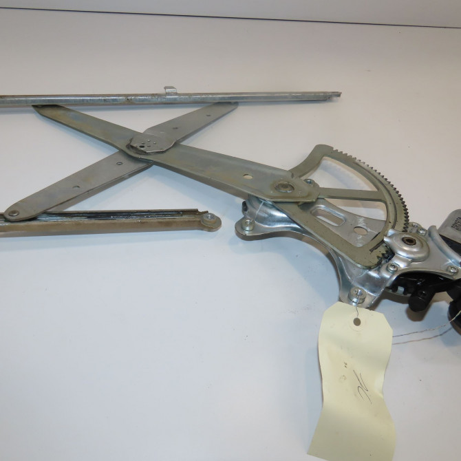 Mecanisme + moteur lève-glace avant droit occasion  6981042200 2