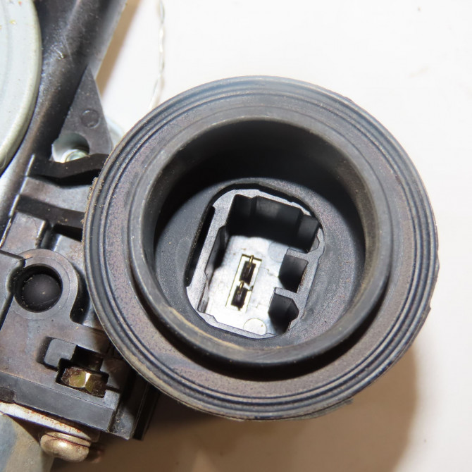 Mecanisme + moteur lève-glace avant droit occasion  6981042200 3