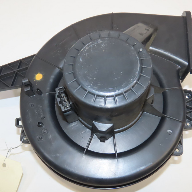 Ventilateur de chauffage occasion SKODA FABIA I Phase 2 09-2004->05-2007 1.2i 55ch 6Q1820015H 3