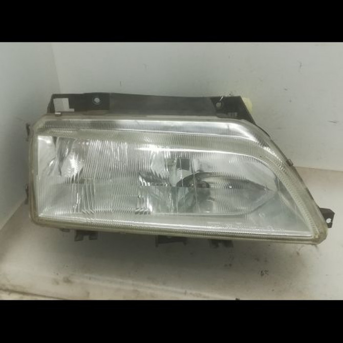 Phare droit occasion CITROEN XANTIA Phase 1 03-1993->06-1998 1.8i 6205R9 1