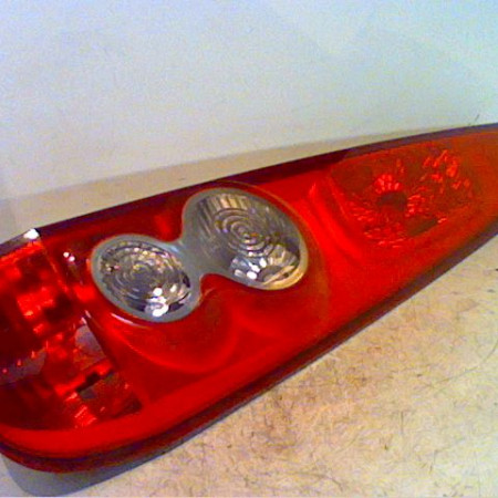 Feu arrière gauche occasion FORD FIESTA V Phase 1 09-2002->10-2005 1.4 TDCI 1324578