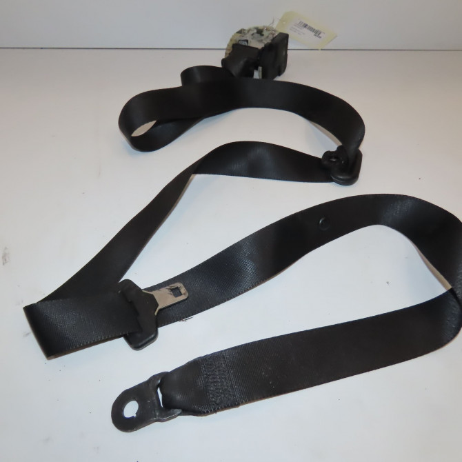 Ceinture avant droite occasion FORD FOCUS II Phase 1 04-1995->04-1999 1.8 TDCI 115ch 1582245 1