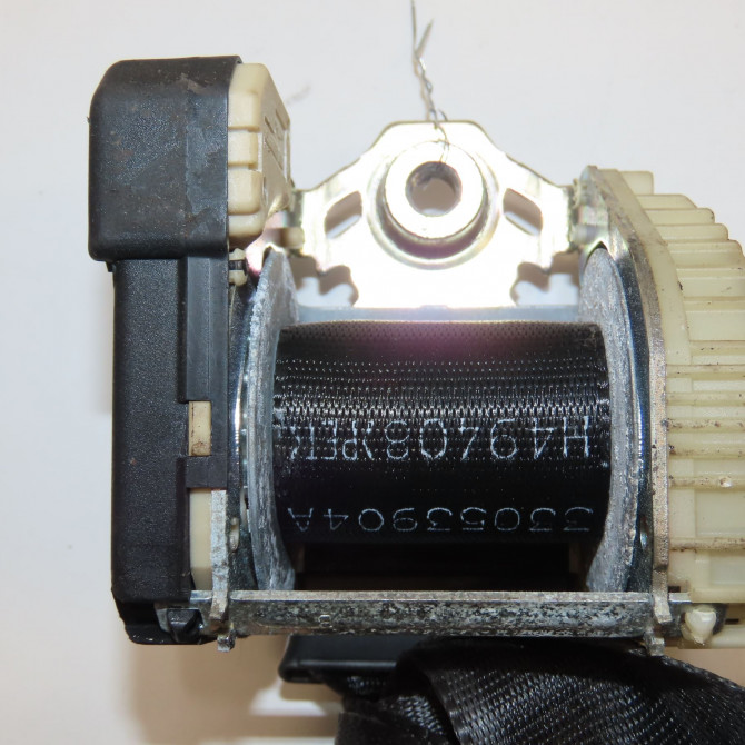 Ceinture avant droite occasion FORD FOCUS II Phase 1 04-1995->04-1999 1.8 TDCI 115ch 1582245 3