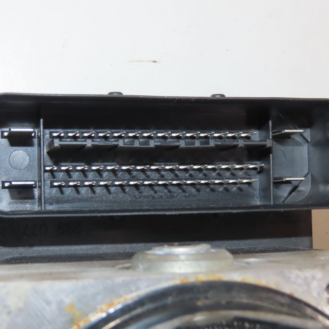 Unité hydraulique ABS occasion FORD FOCUS II Phase 1 04-1995->04-1999 1.8 TDCI 115ch 1492850 4