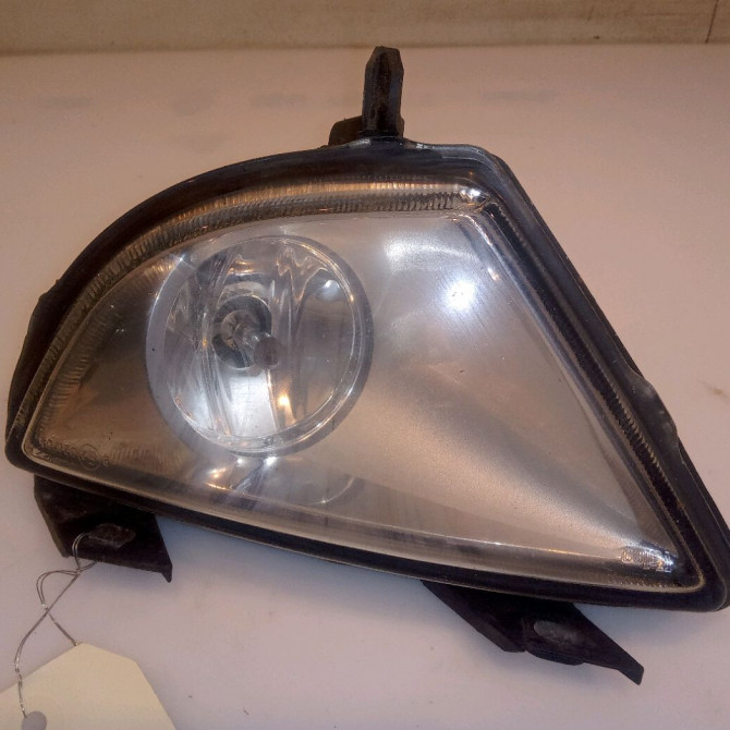 Phare antibrouillard avant gauche occasion FORD FIESTA V Phase 1 09-2002->10-2005 1.4 TDCI 1151755 1