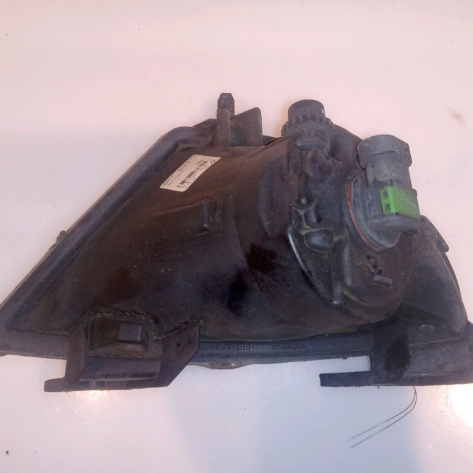 Phare antibrouillard avant gauche occasion FORD FIESTA V Phase 1 09-2002->10-2005 1.4 TDCI 1151755 2