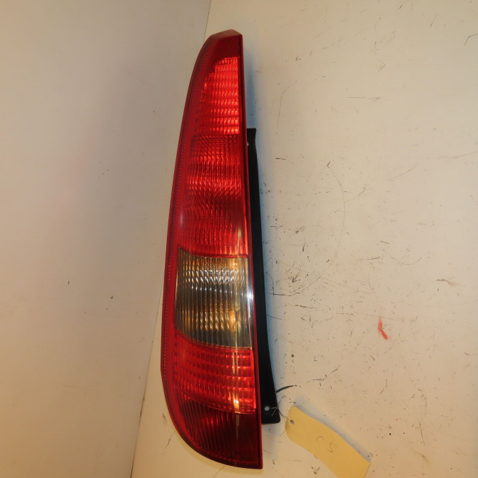 Feu arrière gauche occasion FORD FIESTA V Phase 1 09-2002->10-2005 1.4 TDCI 1324578 1