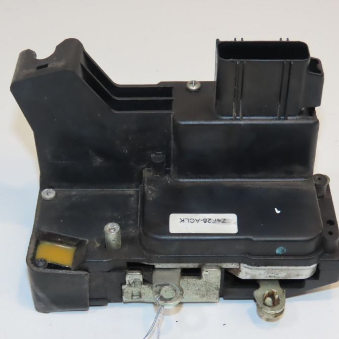 Serrure porte avd occasion FORD FIESTA V Phase 1 09-2002->10-2005 1.4 TDCI 1372462 2