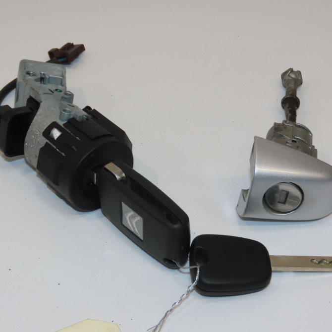 Kit serrures + antivol occasion CITROEN C4 II Phase 1 10-2010->01-2015 1.6 HDI 90ch 9673578480 1