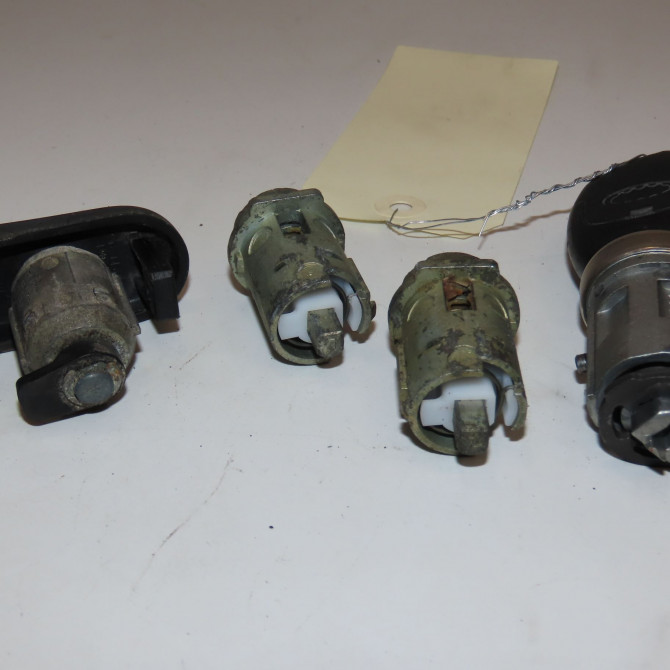 Kit serrures + antivol occasion FORD FIESTA V Phase 1 09-2002->10-2005 1.4i 4364123 2