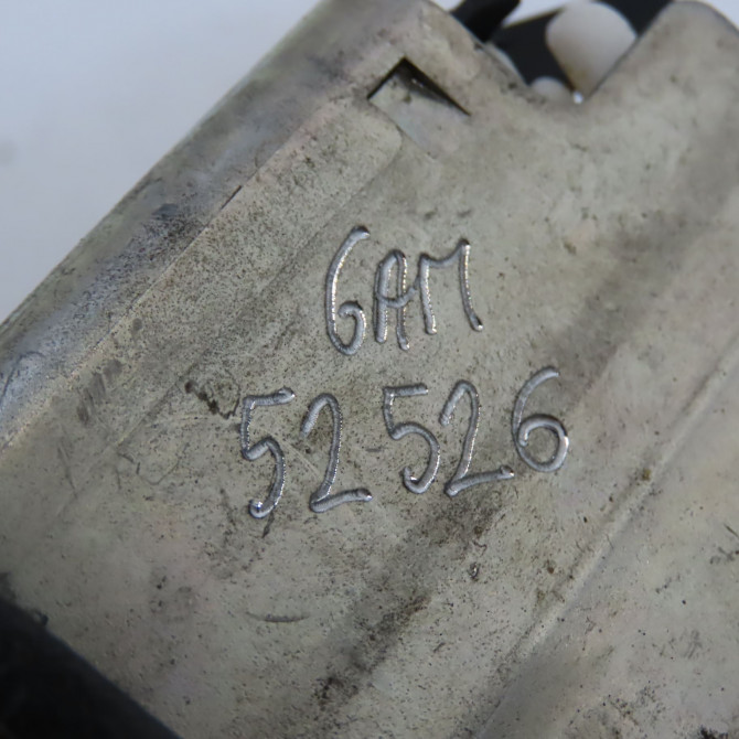 Serrure porte avd occasion FORD FIESTA V Phase 1 09-2002->10-2005 1.4i 1372462 5