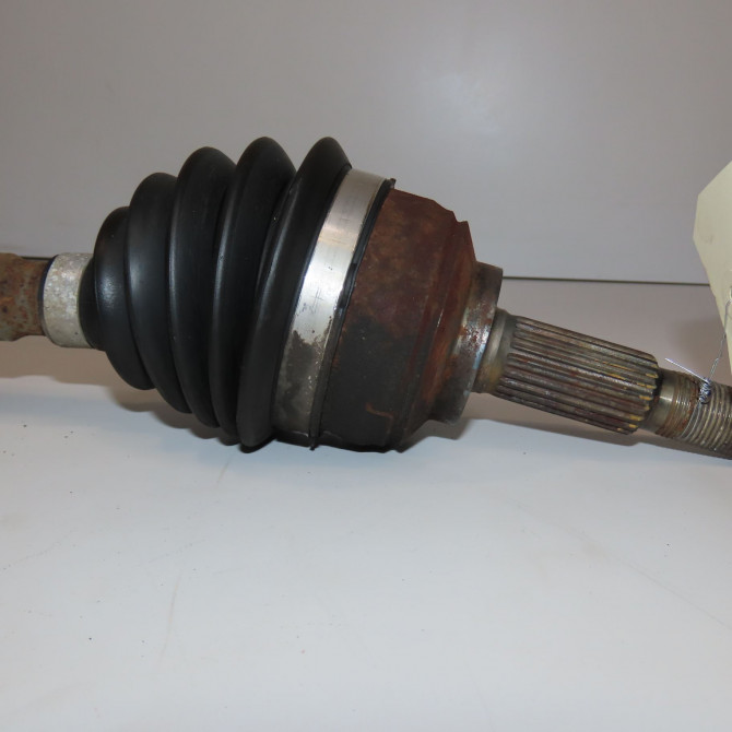 Transmission avant droite occasion RENAULT CAPTUR Phase 1 02-2013->... 0.9 90 ch 391005624R 2