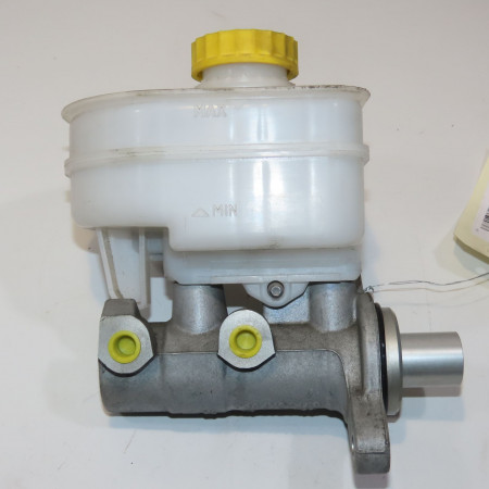 <span class="tt">Maitre cylindre occasion  </span><span class="designation"> </span>