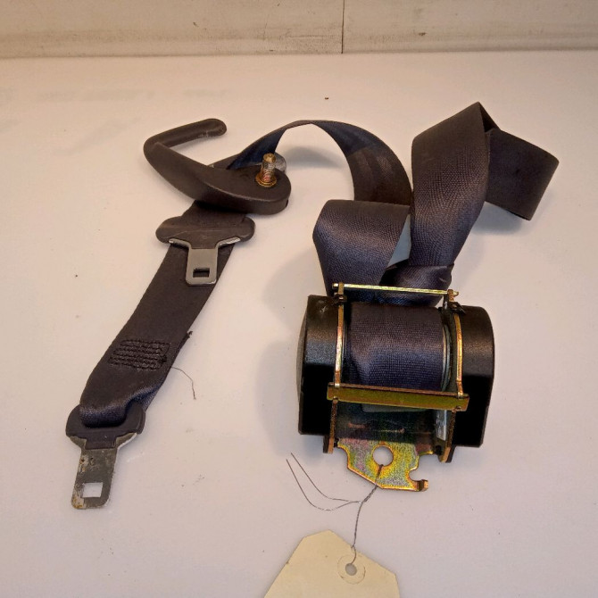 Ceinture arrière droite occasion RENAULT ESPACE III Phase 1 12-1996->09-2002 2.2 DCI 115ch 6025313511 1