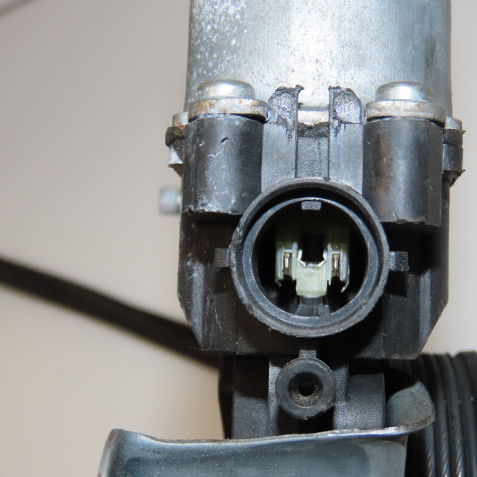 Mecanisme+moteur leve-glace avg occasion RENAULT CLIO II Phase 2 06-2001->07-2006 1.5 DCI 65ch 7700842247 4