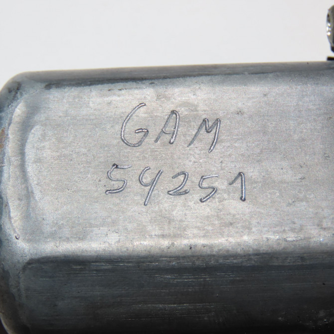 Mecanisme+moteur leve-glace avg occasion RENAULT CLIO II Phase 2 06-2001->07-2006 1.5 DCI 80ch 7700842247 6