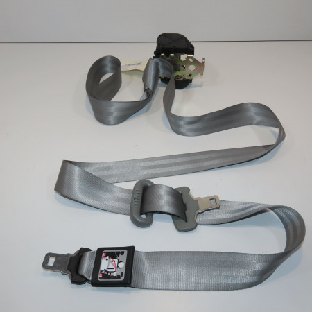 Ceinture centrale arriere occasion RENAULT CLIO II Phase 2 06-2001->07-2006 1.5 DCI 80ch 8200282151