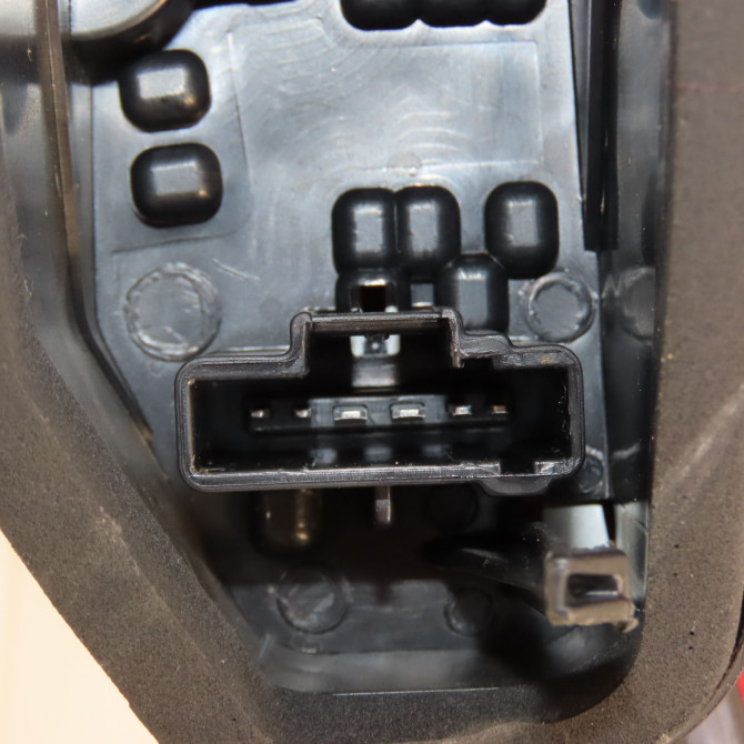 Feu arrière droit occasion PEUGEOT 207 Phase 1 04-2006->06-2013 1.6 HDI 8v 92ch 6351HQ 3