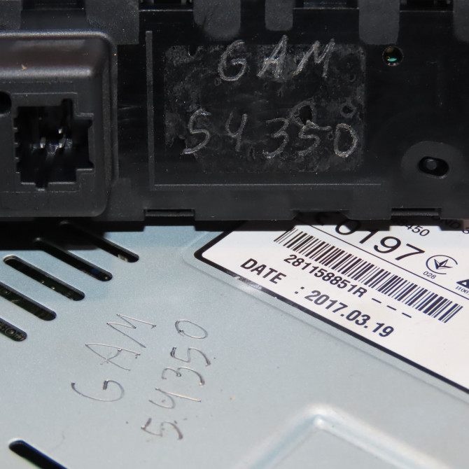 Autoradio occasion RENAULT KADJAR Phase 1 06-2015->... 1.2 TCE 130ch 281156074R 7