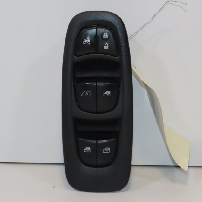 Commande lève-glace porte avant gauche occasion RENAULT KADJAR Phase 1 06-2015->... 1.2 TCE 130ch 254011766R 1