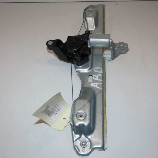 Mecanisme+moteur leve-glace ard occasion RENAULT KADJAR Phase 1 06-2015->... 1.2 TCE 130ch 827004EA0A 1