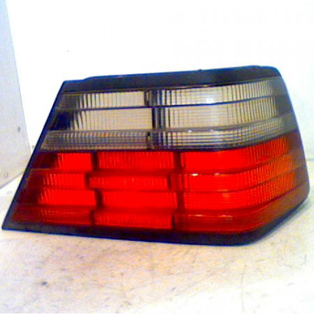 Feu arrière droit occasion MERCEDES 200-500 I Phase 1 02-1985->09-1993