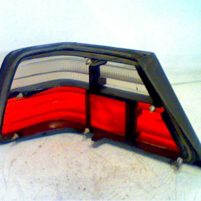 Feu arrière droit occasion MERCEDES 200-500 I Phase 1 02-1985->09-1993 2