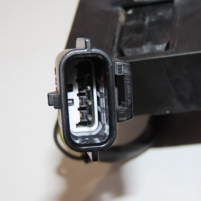 Poignee ext porte avd occasion RENAULT KADJAR Phase 1 06-2015->... 1.2 TCE 130ch 806B04EH0A 3