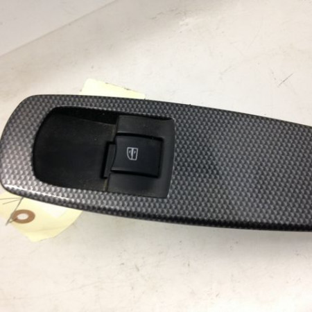 Commande lève-glace porte avant droite occasion RENAULT KOLEOS I Phase 1 06-2008->12-2011 2.0 DCI 150ch