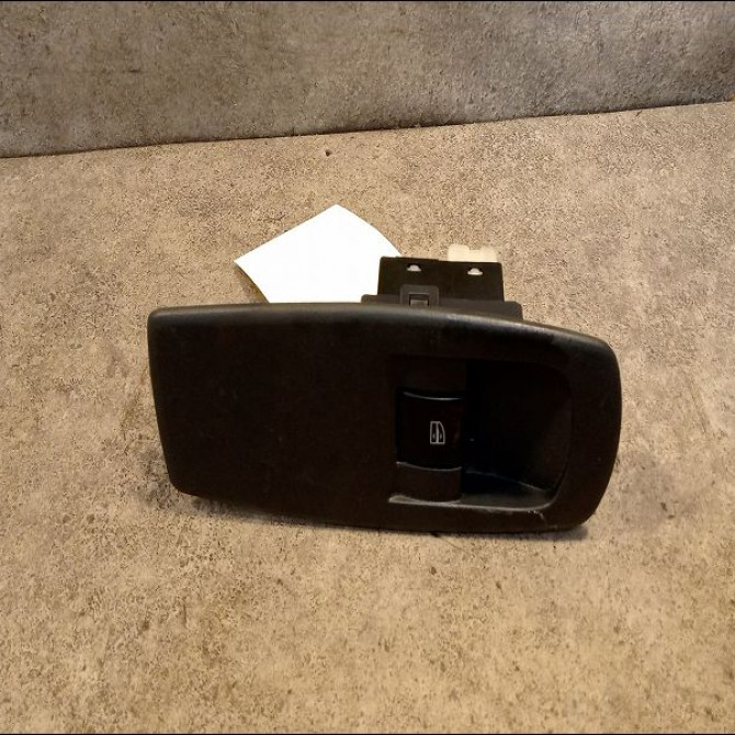 Commande lève-glace porte avant droite occasion RENAULT KOLEOS I Phase 1 06-2008->12-2011 2.0 DCI 16v 150ch 1