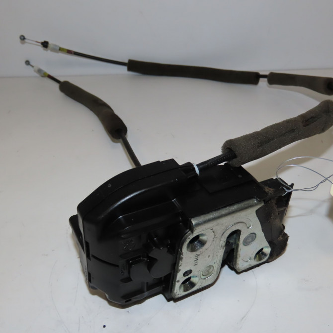 Serrure porte arg occasion RENAULT KOLEOS I Phase 1 06-2008->12-2011 2.0 DCI 150ch 825037711R 1