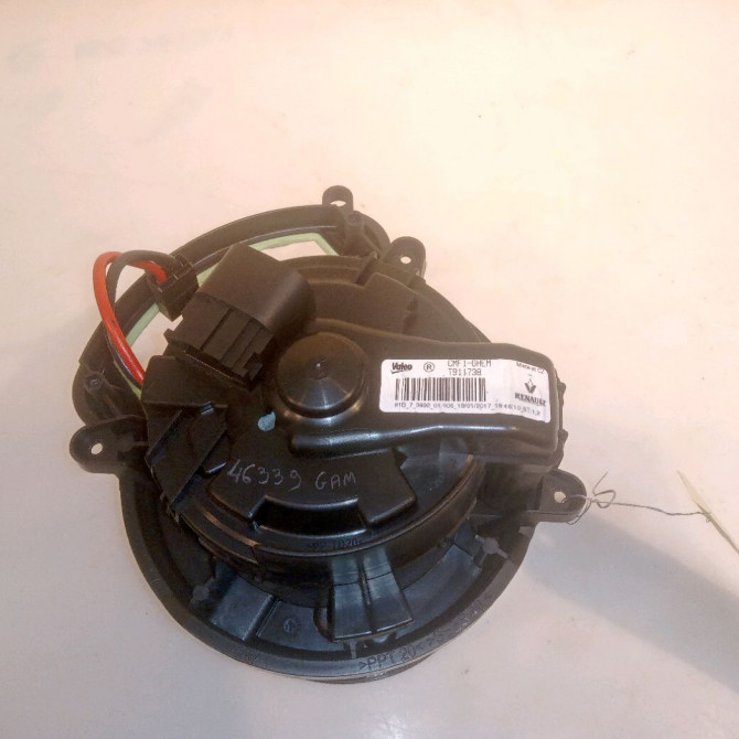 Ventilateur de chauffage occasion RENAULT SCENIC IV Phase 1 04-1995->04-1999 1.6 DCI 130ch 272109102R 1