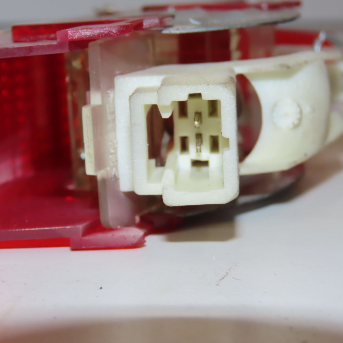 Feux stop supplementaire occasion RENAULT MEGANE I Phase 2 03-1999->06-2003 1.9 DCI 8200027457 3