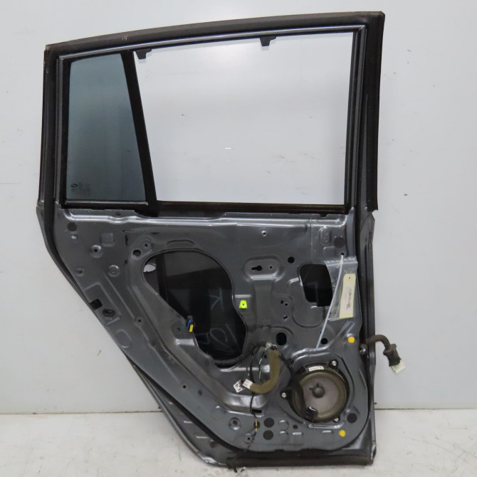 Porte arrière gauche occasion RENAULT KOLEOS I Phase 1 06-2008->12-2011 2.0 DCI 150ch 821010803R 2