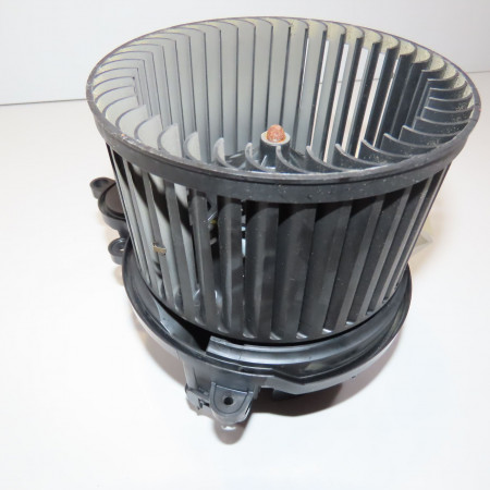 Ventilateur de chauffage occasion RENAULT KADJAR Phase 1 06-2015->... 1.2 TCE 130ch 272109102R